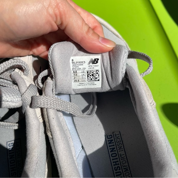 New Balance Sneakers - Picture 7 of 9